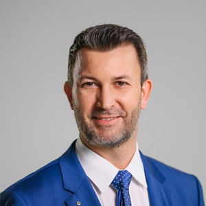 Ing. Bernhard Paradeiser, SHGB